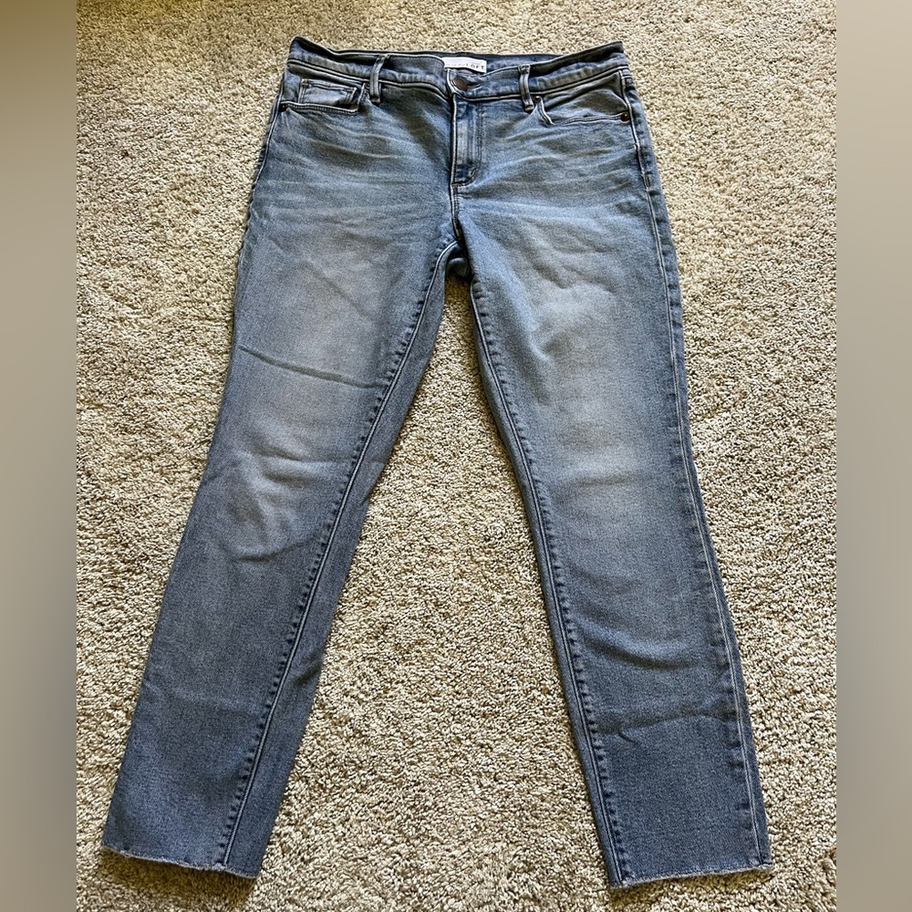 Ann Taylor Loft Women’s Cropped Skinny Jeans Denim Light Wash Size 6 Raw Hem